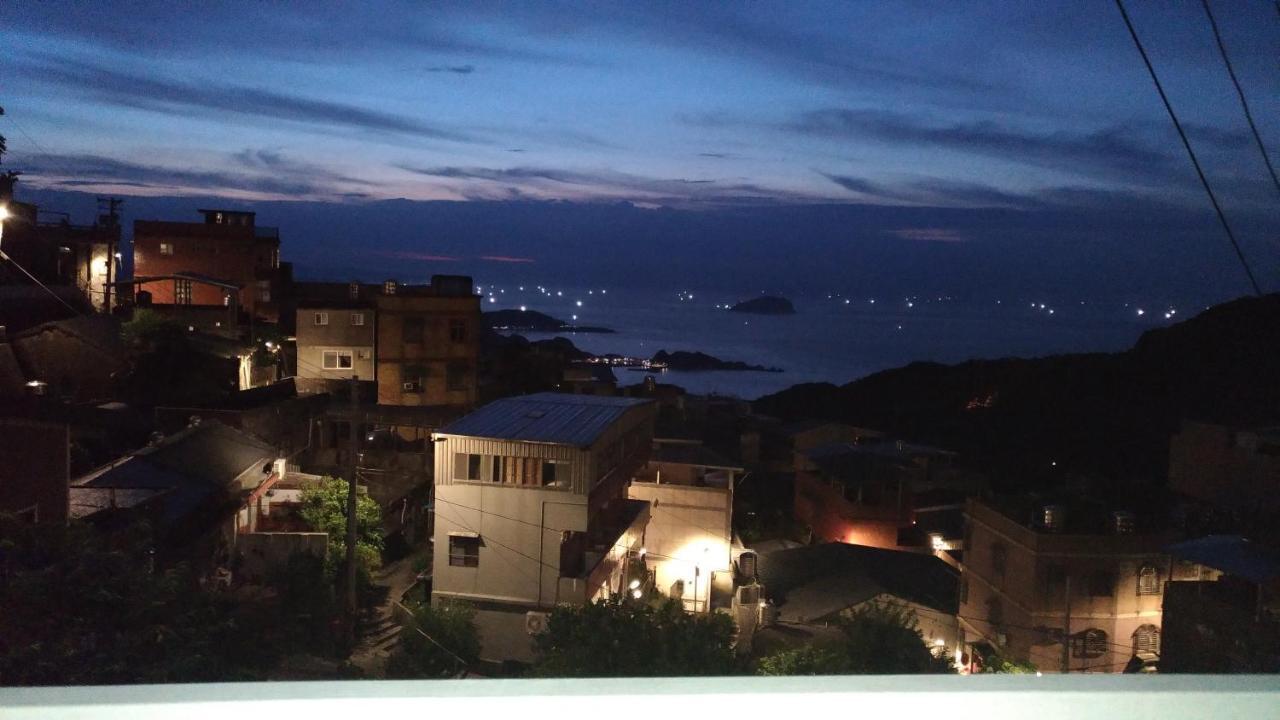九份山海灣民宿 I 近老街 L 海景檜木房 Exterior foto