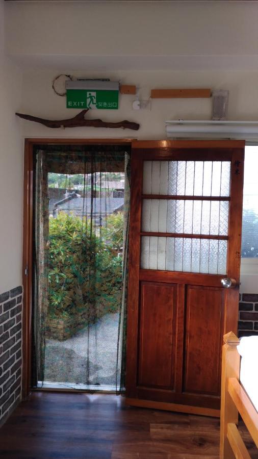九份山海灣民宿 I 近老街 L 海景檜木房 Exterior foto