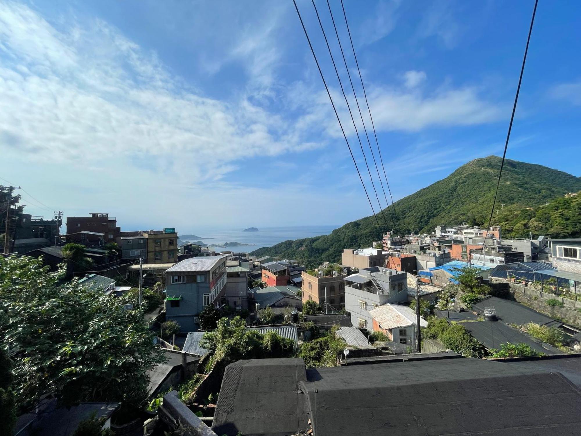 九份山海灣民宿 I 近老街 L 海景檜木房 Exterior foto