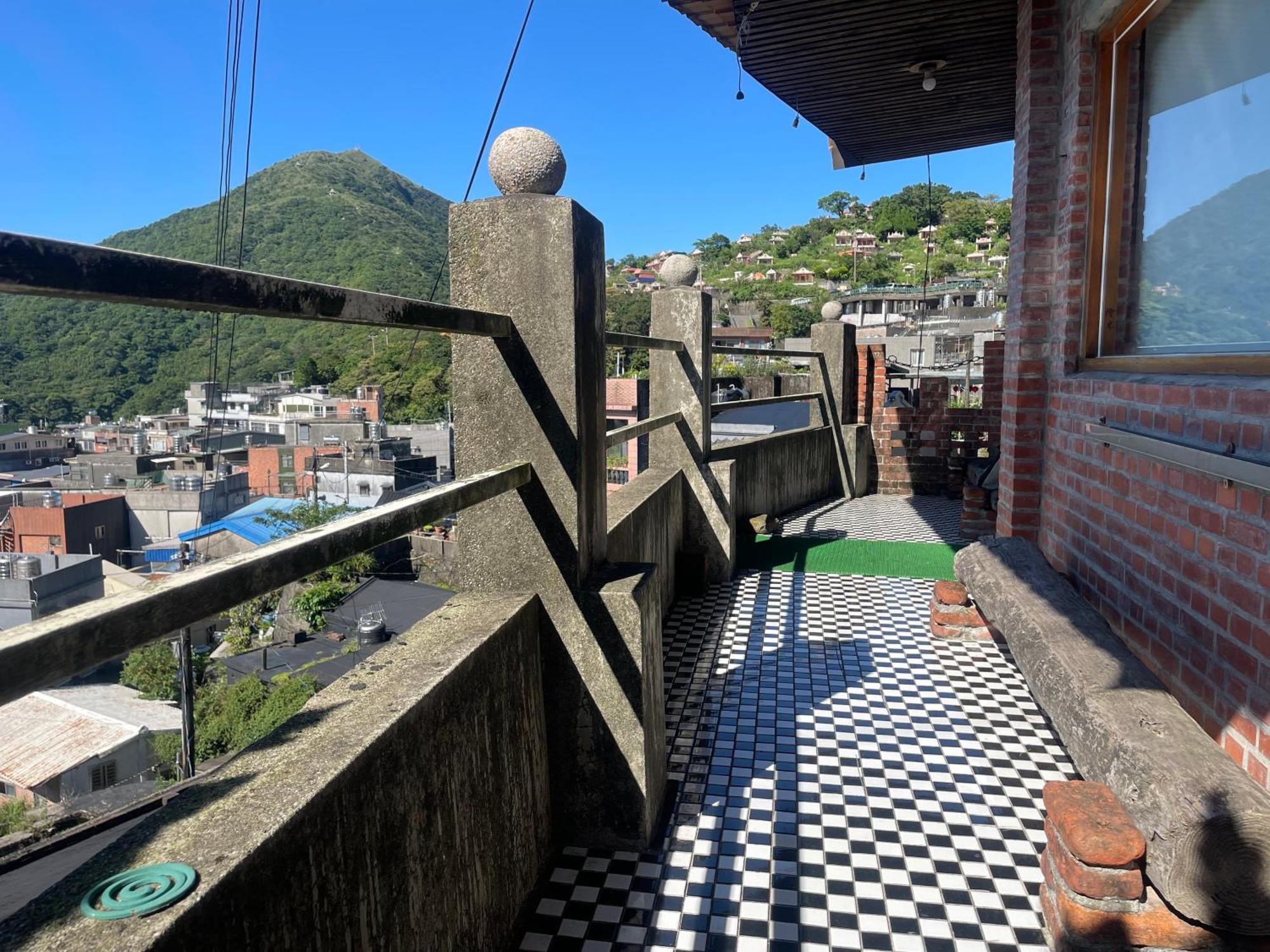 九份山海灣民宿 I 近老街 L 海景檜木房 Exterior foto